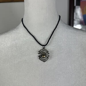 Goth Spider Pendant‎ Necklace Black Silver Costume Jewelry